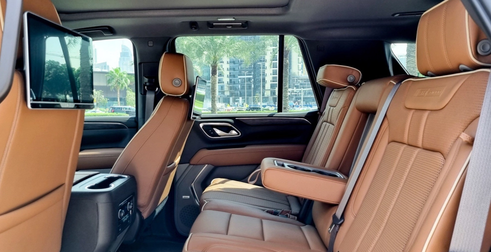Picture Chevrolet Tahoe 2023-2024 